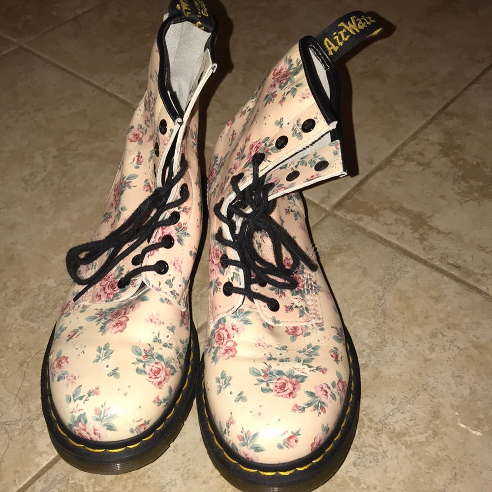 Doc Martens Boots